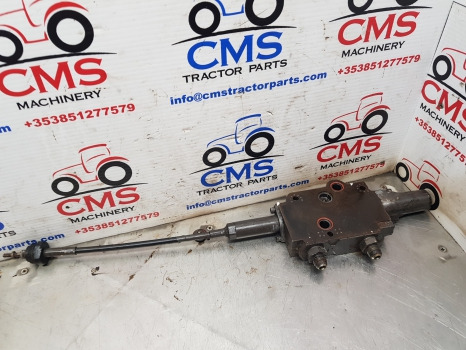 Claas Ares 500, 600 Rx, Rz, Rc Ser 656rc Hydraulic Auxiliary Valve 6005029117 - نظام الهيدروليك: صورة 5 Claas Ares 500, 600 Rx, Rz, Rc Ser 656rc Hydraulic Auxiliary Valve 6005029117 - نظام الهيدروليك: صورة 5