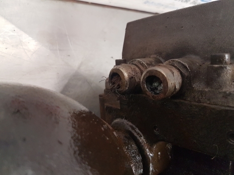 Claas Ares 836, 815, 816, 826 Suspension Controle Valve Parts Only 7700061891 - تعليق - جرار: صورة 5 Claas Ares 836, 815, 816, 826 Suspension Controle Valve Parts Only 7700061891 - تعليق - جرار: صورة 5