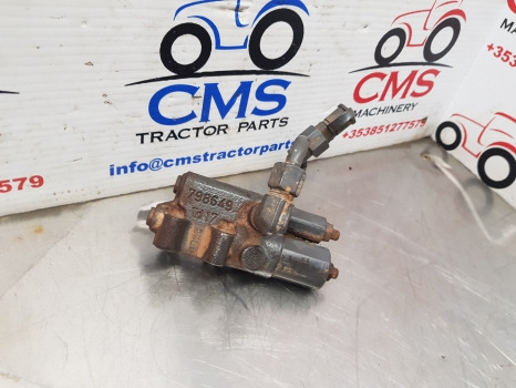 Claas Arion 500, 600 Arion 640 Hydraulic Compensator Regulator Valve 0011361910 - نظام الهيدروليك: صورة 3 Claas Arion 500, 600 Arion 640 Hydraulic Compensator Regulator Valve 0011361910 - نظام الهيدروليك: صورة 3