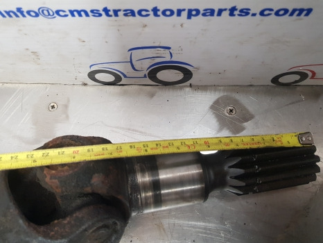 Claas Arion Ares 826, 836 Front Axle Drive Shaft Kit 6000104497, 147360, 44156 - المحور الأمامي: صورة 5 Claas Arion Ares 826, 836 Front Axle Drive Shaft Kit 6000104497, 147360, 44156 - المحور الأمامي: صورة 5