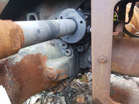 Claas Scorpion 732, 736, 741 Rear Axle Differential Unit Complete 0019216100 - المحور الخلفي: صورة 2 Claas Scorpion 732, 736, 741 Rear Axle Differential Unit Complete 0019216100 - المحور الخلفي: صورة 2