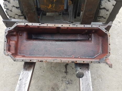 Deutz Agrotron 150, Ttv, Mk3, Oil Sump, Oil Pan 04253996, 0427589 - المحرك و قطع الغيار - الآلات الزراعية: صورة 5 Deutz Agrotron 150, Ttv, Mk3, Oil Sump, Oil Pan 04253996, 0427589 - المحرك و قطع الغيار - الآلات الزراعية: صورة 5
