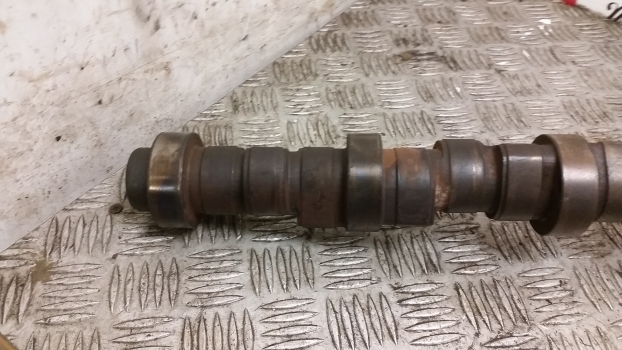 Deutz Agrotron 6.15 Engine Camshaft And Gear 04801688 - عمود الكامات - جرار: صورة 3 Deutz Agrotron 6.15 Engine Camshaft And Gear 04801688 - عمود الكامات - جرار: صورة 3