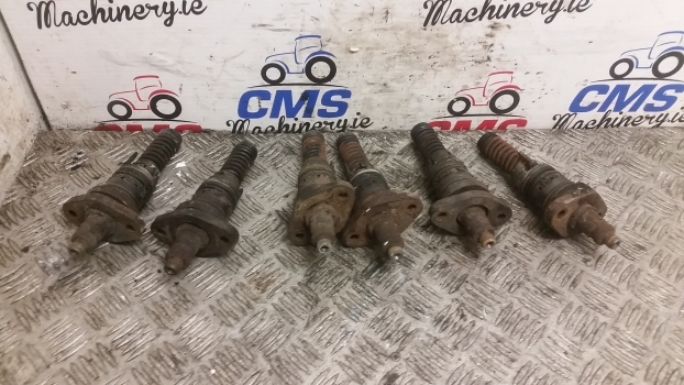 Deutz Agrotron 6.15 Set Of Fuel Injector Pumps For Parts 04800080 - مضخة وقود - جرار: صورة 1 Deutz Agrotron 6.15 Set Of Fuel Injector Pumps For Parts 04800080 - مضخة وقود - جرار: صورة 1