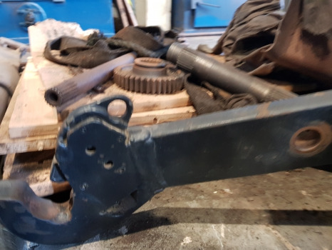 تعليق Deutz Agrotron M620 Lift Arm Lhs 0.014.1470.3/20: صورة 1