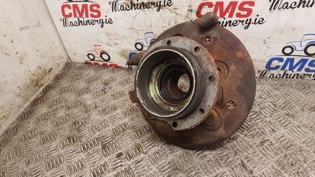 Deutz Dx 3.90, 3.70, 6807, 7007, 7207, 7807 Rear Axle Brake Support - أجزاء الفرامل - جرار: صورة 2 Deutz Dx 3.90, 3.70, 6807, 7007, 7207, 7807 Rear Axle Brake Support - أجزاء الفرامل - جرار: صورة 2