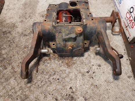 Deutz Dxbis110, 120, 85, 90 Hydraulic Lift Cover Assy 4337465r, 04331256 - نظام الهيدروليك - جرار: صورة 3 Deutz Dxbis110, 120, 85, 90 Hydraulic Lift Cover Assy 4337465r, 04331256 - نظام الهيدروليك - جرار: صورة 3