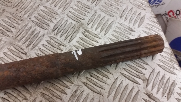 Fiat 70-90dt, 80-90dt, 72-93dt, 88-93dt 4wd Propeller Shaft 5121364 - عمود الكردان - جرار: صورة 3 Fiat 70-90dt, 80-90dt, 72-93dt, 88-93dt 4wd Propeller Shaft 5121364 - عمود الكردان - جرار: صورة 3