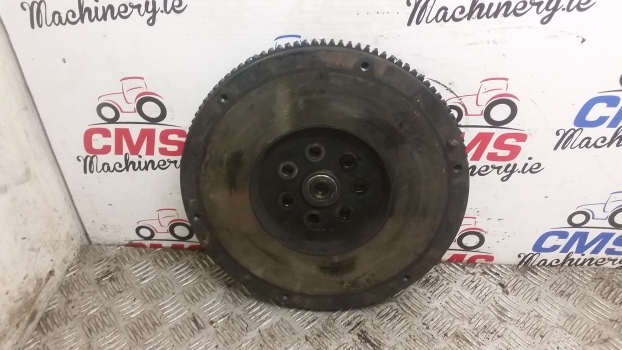 Fiat 780 Engine Flywheel And Ring Gear. |please Check By The Photos. - دولاب الموازنة - جرار: صورة 2 Fiat 780 Engine Flywheel And Ring Gear. |please Check By The Photos. - دولاب الموازنة - جرار: صورة 2