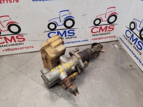 Fiat F Series F120, F130, F140 Brake Master Cylinder 5145630, 5145631, 82003369 - اسطوانة الفرامل - الآلات الزراعية: صورة 4 Fiat F Series F120, F130, F140 Brake Master Cylinder 5145630, 5145631, 82003369 - اسطوانة الفرامل - الآلات الزراعية: صورة 4