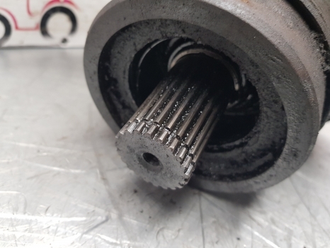 Ford 10 Carraro 709/19s2 Front Axle Differential Housing 18760 Car65598 9968055 - صندوق التروس التفاضلية - جرار: صورة 2 Ford 10 Carraro 709/19s2 Front Axle Differential Housing 18760 Car65598 9968055 - صندوق التروس التفاضلية - جرار: صورة 2