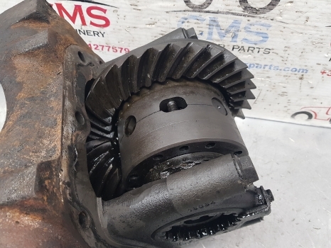 Ford 10 Carraro 709/19s2 Front Axle Differential Housing 18760 Car65598 9968055 - صندوق التروس التفاضلية - جرار: صورة 5 Ford 10 Carraro 709/19s2 Front Axle Differential Housing 18760 Car65598 9968055 - صندوق التروس التفاضلية - جرار: صورة 5