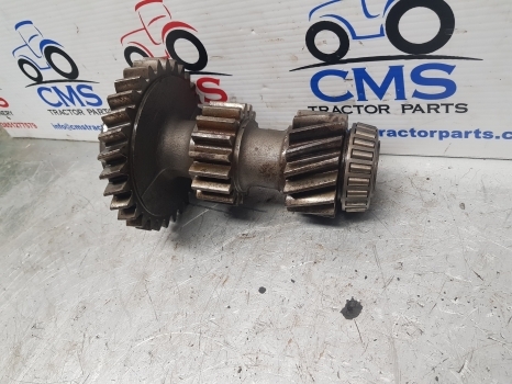 Ford 10 Series 6610, 5610, 7710 Transmission Triple Gear Z16x18x31 E0nn7z011ab - عمود الكردان - جرار: صورة 2 Ford 10 Series 6610, 5610, 7710 Transmission Triple Gear Z16x18x31 E0nn7z011ab - عمود الكردان - جرار: صورة 2