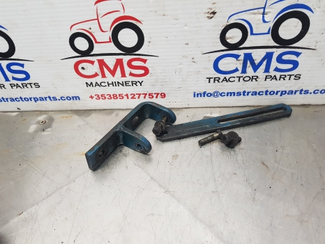 Ford 2810, 4610, 4600 Alternator Bracket Kit D3nn10239a, 81837759 - مولد كهرباء - الآلات الزراعية: صورة 5 Ford 2810, 4610, 4600 Alternator Bracket Kit D3nn10239a, 81837759 - مولد كهرباء - الآلات الزراعية: صورة 5