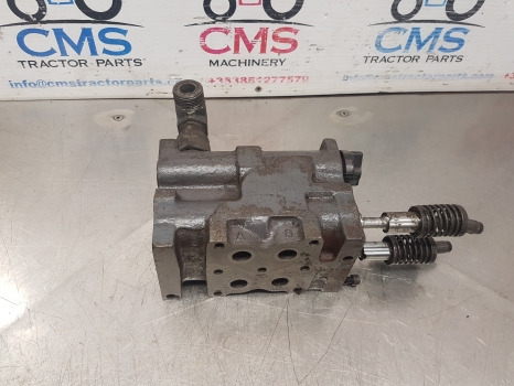 Ford 40, 10, Ts, Tw Tw5 Hydraulic Spool Valve Body Double E9nnb950bb, 81864874 - نظام الهيدروليك: صورة 5 Ford 40, 10, Ts, Tw Tw5 Hydraulic Spool Valve Body Double E9nnb950bb, 81864874 - نظام الهيدروليك: صورة 5