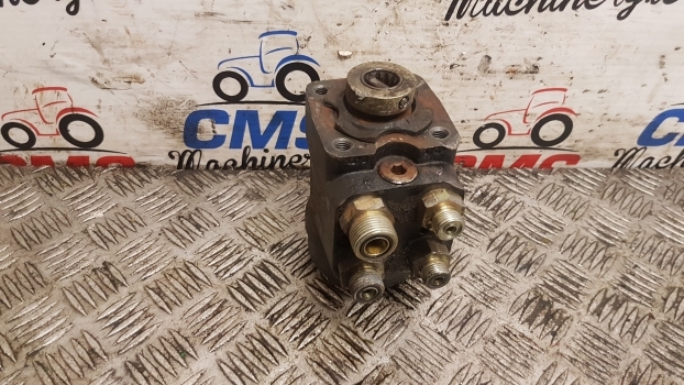 Ford 40 And Ts Series Orbital Unit F0nn3a244ba, 81863600 , Danfoss 150n1031 - مقود - جرار: صورة 1 Ford 40 And Ts Series Orbital Unit F0nn3a244ba, 81863600 , Danfoss 150n1031 - مقود - جرار: صورة 1
