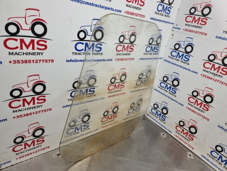 Ford 4000, 3000, 4600, 6600, Cab Door Glass 81827480, D6808 - باب و قطع الغيار: صورة 2 Ford 4000, 3000, 4600, 6600, Cab Door Glass 81827480, D6808 - باب و قطع الغيار: صورة 2