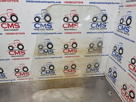 Ford 4000, 3000, 4600, 6600, Cab Door Glass 81827480, D6808 - باب و قطع الغيار: صورة 1 Ford 4000, 3000, 4600, 6600, Cab Door Glass 81827480, D6808 - باب و قطع الغيار: صورة 1