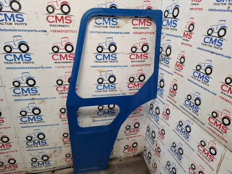 Ford 4000, 3000, 4600, 6600, Cab Door Glass 81827480, D6808 - باب و قطع الغيار: صورة 3 Ford 4000, 3000, 4600, 6600, Cab Door Glass 81827480, D6808 - باب و قطع الغيار: صورة 3