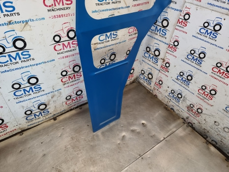 Ford 4000, 5000, 6000, 7000 Cab Door Frame Lhs 81834250 - باب و قطع الغيار: صورة 3 Ford 4000, 5000, 6000, 7000 Cab Door Frame Lhs 81834250 - باب و قطع الغيار: صورة 3