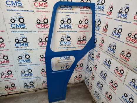 Ford 4000, 5000, 6000, 7000 Cab Door Frame Lhs 81834250 - باب و قطع الغيار: صورة 1 Ford 4000, 5000, 6000, 7000 Cab Door Frame Lhs 81834250 - باب و قطع الغيار: صورة 1