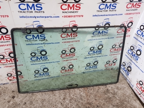 Ford 4610 Ap, Lp Cab Front Windscreen And Seal 83956746, 89403102, E3nn9403102bb - الزجاج الأمامي - جرار: صورة 1 Ford 4610 Ap, Lp Cab Front Windscreen And Seal 83956746, 89403102, E3nn9403102bb - الزجاج الأمامي - جرار: صورة 1