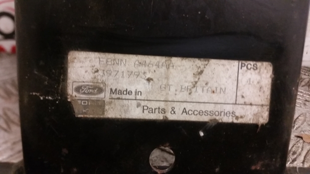 Ford 555c, 655c, 555d, 575d, 655d, 675d Seat Brackets E8nna464aa, 83971793 - مقعد - جرار: صورة 4 Ford 555c, 655c, 555d, 575d, 655d, 675d Seat Brackets E8nna464aa, 83971793 - مقعد - جرار: صورة 4