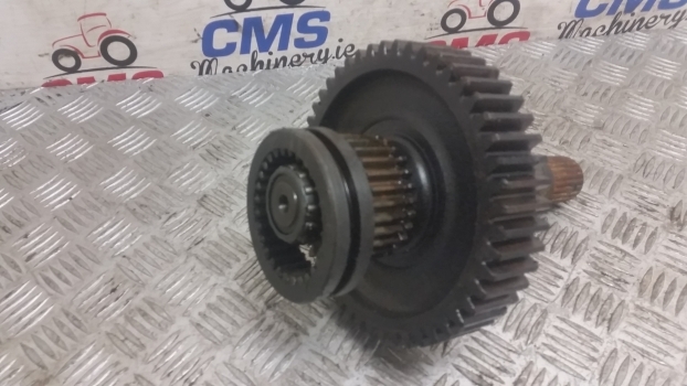 Ford 6610 ,10 S Transmission Shaft C9nn7n071b And Gear (49t) 83960022, C5nn7146a - نقل الحركة - جرار: صورة 3 Ford 6610 ,10 S Transmission Shaft C9nn7n071b And Gear (49t) 83960022, C5nn7146a - نقل الحركة - جرار: صورة 3