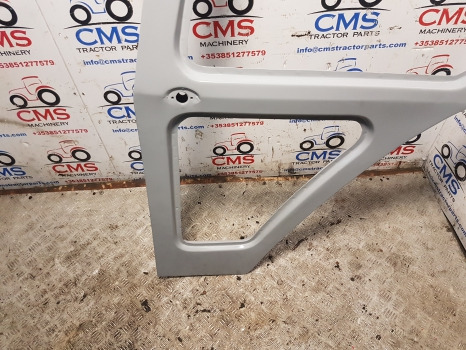 Ford 6610, 6710, 7710, 8210 Q Cab Door Frame Lhs New D8nn9420125bc - باب و قطع الغيار: صورة 2 Ford 6610, 6710, 7710, 8210 Q Cab Door Frame Lhs New D8nn9420125bc - باب و قطع الغيار: صورة 2