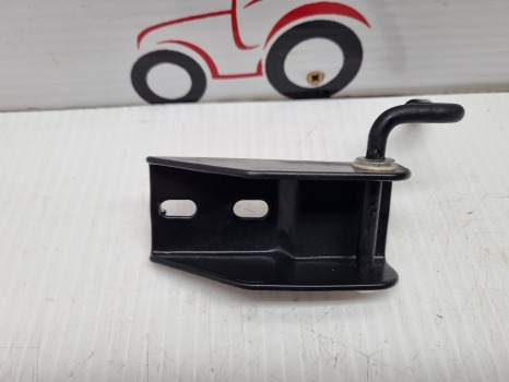Ford 6610,7410, 5610, Tw Cab Rear Window Latch Rh 83909518, D6nn9440860a - باب و قطع الغيار: صورة 4 Ford 6610,7410, 5610, Tw Cab Rear Window Latch Rh 83909518, D6nn9440860a - باب و قطع الغيار: صورة 4