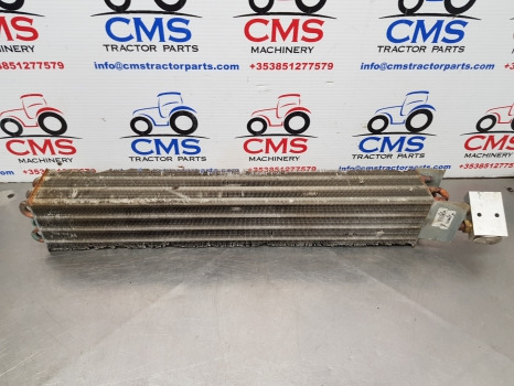 Ford 6635, 4635, 4835, 5635, 6635, 7635 Evaporator 5178593 - جزء تكييف الهواء: صورة 1 Ford 6635, 4635, 4835, 5635, 6635, 7635 Evaporator 5178593 - جزء تكييف الهواء: صورة 1