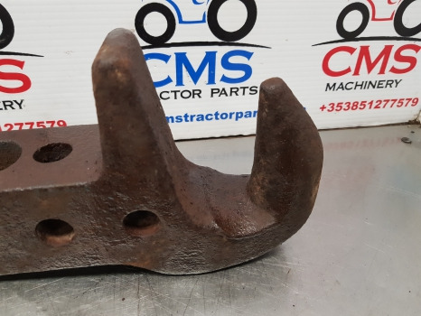 Ford 7810, 6610, 6410, 7710, 8210 Hook For Fwd. E0nne918ac29b, 83943810 - إطار/ شاسيه: صورة 5 Ford 7810, 6610, 6410, 7710, 8210 Hook For Fwd. E0nne918ac29b, 83943810 - إطار/ شاسيه: صورة 5