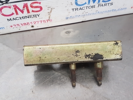 Ford 7840, 6640, 8360, 8160, Tm150 Wiper Motor Support 82024730, F0nn94031n75ab - مساحة الزجاج الأمامي - جرار: صورة 4 Ford 7840, 6640, 8360, 8160, Tm150 Wiper Motor Support 82024730, F0nn94031n75ab - مساحة الزجاج الأمامي - جرار: صورة 4