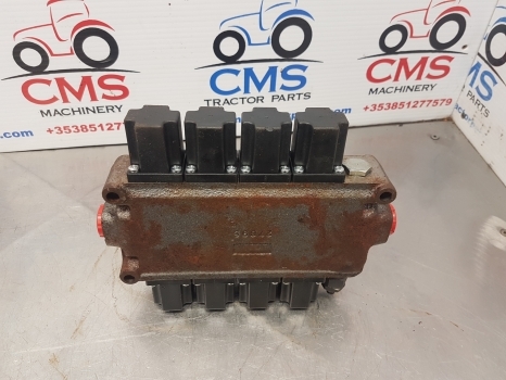 Ford New Holland Case, Massey Ferguson Quicke Loader Spool Valve Assy Sq454001 - صمام هيدروليكي - جرار: صورة 5 Ford New Holland Case, Massey Ferguson Quicke Loader Spool Valve Assy Sq454001 - صمام هيدروليكي - جرار: صورة 5