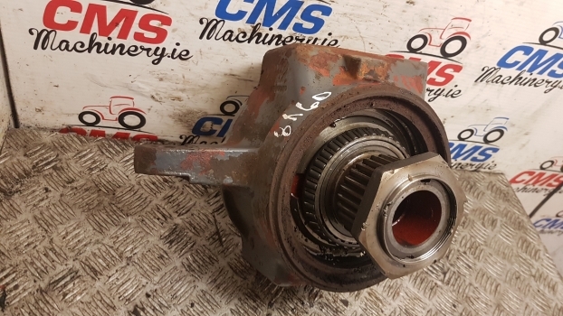 Ford New Holland Fiat 8160 Front Steering Knuckle Spindle Lhs 5171554, 5171533 - مفصل التوجيه - جرار: صورة 3 Ford New Holland Fiat 8160 Front Steering Knuckle Spindle Lhs 5171554, 5171533 - مفصل التوجيه - جرار: صورة 3