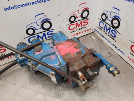 Ford New Holland Ts, 60, 10, 30, Tw, 40 Hydraulic Spool Valve Assy E9nnb950bb - نظام الهيدروليك: صورة 2 Ford New Holland Ts, 60, 10, 30, Tw, 40 Hydraulic Spool Valve Assy E9nnb950bb - نظام الهيدروليك: صورة 2