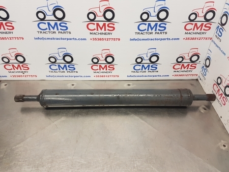 Ford New Holland Ts110, Ts And 40 Series 4wd Propeller Drive Shaft 82011577 - عمود الكردان - جرار: صورة 1 Ford New Holland Ts110, Ts And 40 Series 4wd Propeller Drive Shaft 82011577 - عمود الكردان - جرار: صورة 1