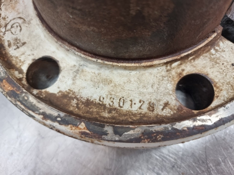 Ford Tw15, Tw10, Tw20, Wheel Wedges Pair Welded D6nn1n035a, D9nn1n036aa - الجنوط - جرار: صورة 3 Ford Tw15, Tw10, Tw20, Wheel Wedges Pair Welded D6nn1n035a, D9nn1n036aa - الجنوط - جرار: صورة 3