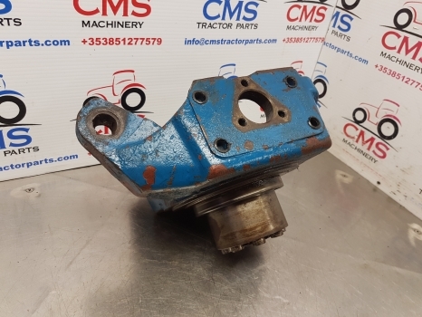 Ford Tw15, Tw25, 8210, 7910 Front Axle Swivel Housing Rhs Zp4472353331, 83945667 - مفصل التوجيه - جرار: صورة 3 Ford Tw15, Tw25, 8210, 7910 Front Axle Swivel Housing Rhs Zp4472353331, 83945667 - مفصل التوجيه - جرار: صورة 3