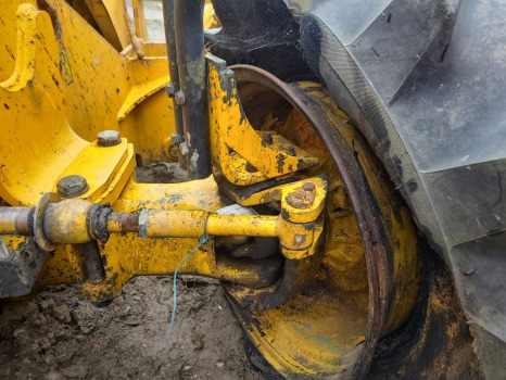 Jcb 530-105 Front axle hub rhs complete 18.16:1, 453/3338 - المحور الأمامي - معدات المناولة: صورة 2 Jcb 530-105 Front axle hub rhs complete 18.16:1, 453/3338 - المحور الأمامي - معدات المناولة: صورة 2
