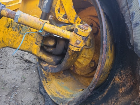 Jcb 530-105 Front axle hub rhs complete 18.16:1, 453/3338 - المحور الأمامي - معدات المناولة: صورة 3 Jcb 530-105 Front axle hub rhs complete 18.16:1, 453/3338 - المحور الأمامي - معدات المناولة: صورة 3