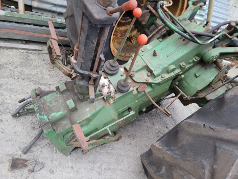 John Deere 2130 Transmission Gearbox For Parts Complete Backend Pto, Differential, Bevel Gear - صندوق التروس: صورة 2 John Deere 2130 Transmission Gearbox For Parts Complete Backend Pto, Differential, Bevel Gear - صندوق التروس: صورة 2