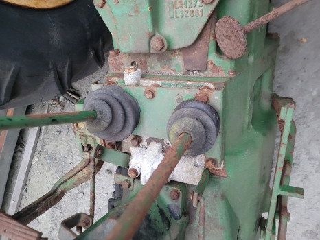 John Deere 2130 Transmission Gearbox For Parts Complete Backend Pto, Differential, Bevel Gear - صندوق التروس: صورة 4 John Deere 2130 Transmission Gearbox For Parts Complete Backend Pto, Differential, Bevel Gear - صندوق التروس: صورة 4