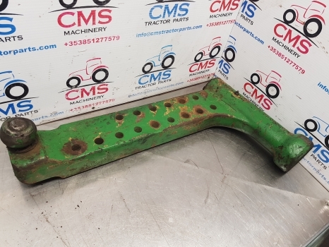 John Deere 2140, 2040, 1840, 1640 Spindle Knuckle Rhs Rhs Al31297, L35000 - مفصل التوجيه - جرار: صورة 2 John Deere 2140, 2040, 1840, 1640 Spindle Knuckle Rhs Rhs Al31297, L35000 - مفصل التوجيه - جرار: صورة 2