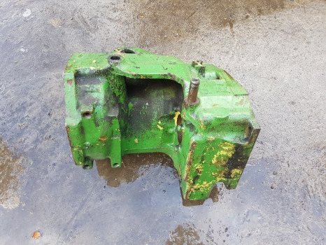 John Deere 3130, 3030 Transmission Housing T25890, At26778 - صندوق التروس: صورة 5 John Deere 3130, 3030 Transmission Housing T25890, At26778 - صندوق التروس: صورة 5