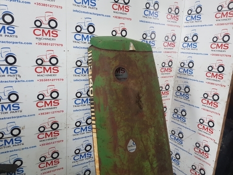 John Deere 3140, 3040, 3340, 3640, 3640s Hood, Bonnet Al30296, R52362 - غطاء محرك المركبة - جرار: صورة 2 John Deere 3140, 3040, 3340, 3640, 3640s Hood, Bonnet Al30296, R52362 - غطاء محرك المركبة - جرار: صورة 2