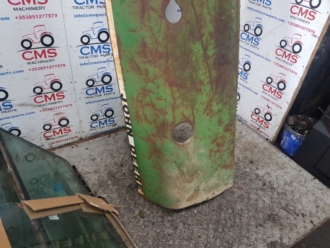 John Deere 3140, 3040, 3340, 3640, 3640s Hood, Bonnet Al30296, R52362 - غطاء محرك المركبة - جرار: صورة 4 John Deere 3140, 3040, 3340, 3640, 3640s Hood, Bonnet Al30296, R52362 - غطاء محرك المركبة - جرار: صورة 4