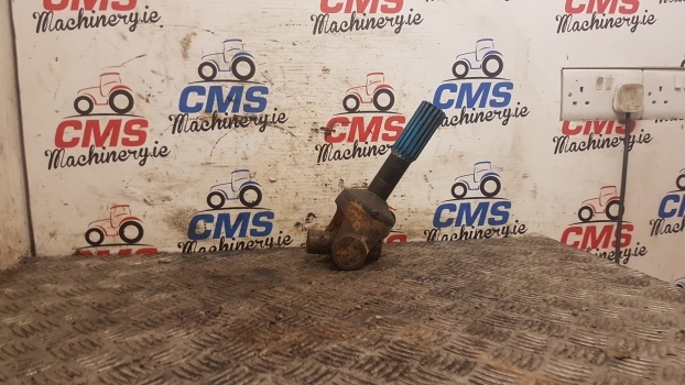 John Deere 3215, 3220 Front Fwd Drive Propeller Shaft - عمود الكردان - جرار: صورة 3 John Deere 3215, 3220 Front Fwd Drive Propeller Shaft - عمود الكردان - جرار: صورة 3