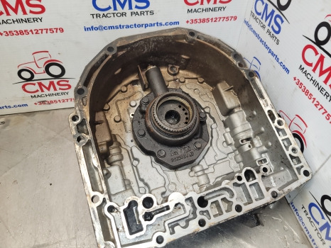 John Deere 6000, 6r, 6m Ser 6230 Transmission Gearbox Housing R213352, R331120 - صندوق التروس: صورة 5 John Deere 6000, 6r, 6m Ser 6230 Transmission Gearbox Housing R213352, R331120 - صندوق التروس: صورة 5