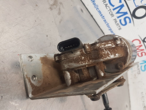 John Deere 6145r, 6m, 6r Series, Rear Wiper Motor Assy Al222250 - مساحة الزجاج الأمامي - الآلات الزراعية: صورة 5 John Deere 6145r, 6m, 6r Series, Rear Wiper Motor Assy Al222250 - مساحة الزجاج الأمامي - الآلات الزراعية: صورة 5